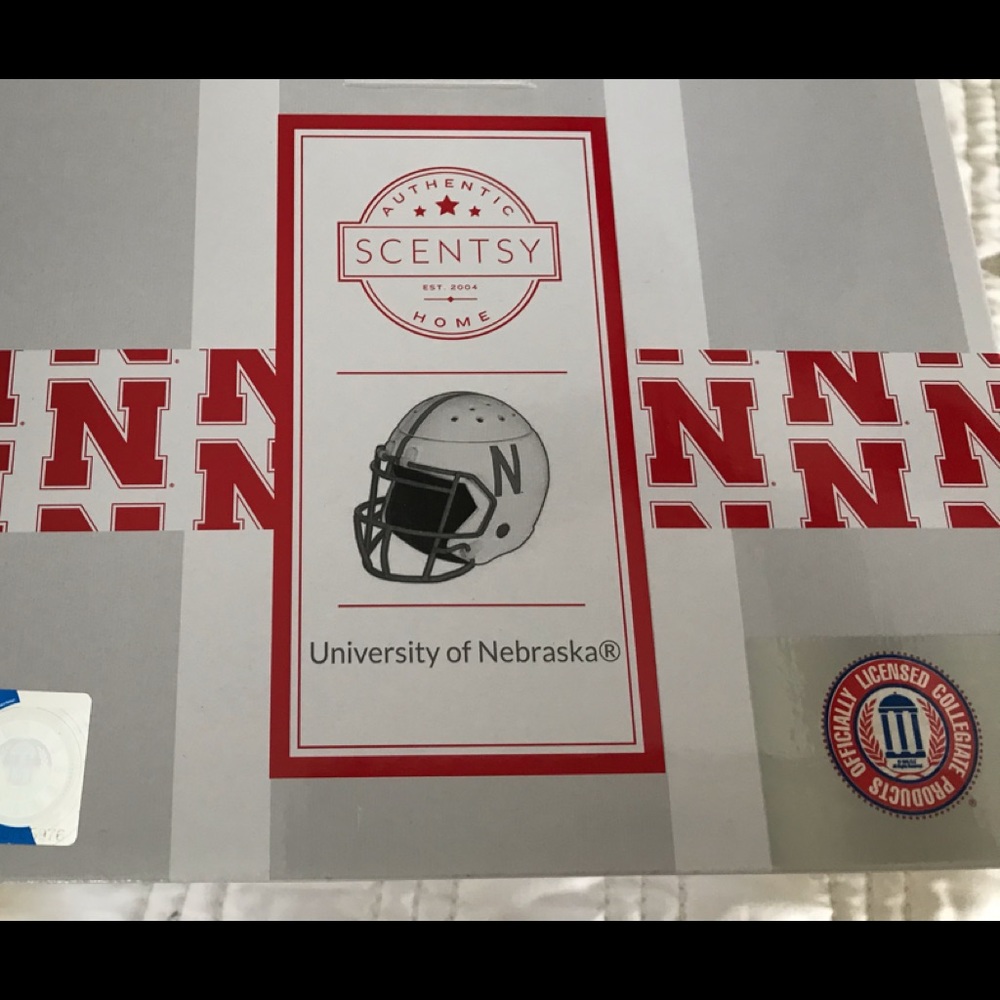 Scentsy Univ. of Nebraska Helmet Wax Warmer